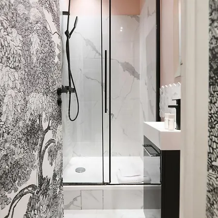 Appartamento Le Marais Pl De La Bastille 3bd 3bth For 10 Guests *
