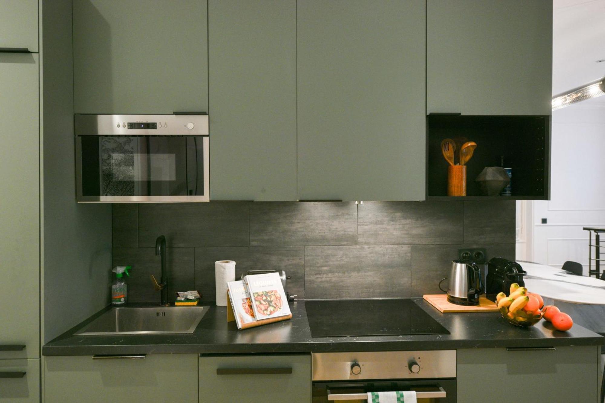 Le Marais Pl De La Bastille 3bd 3bth For 10 Guests Appartamento *